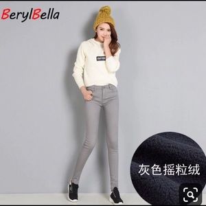 NWOT fleece lined khaki pants